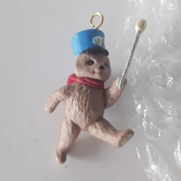 Hallmark Miniature Ornament- March of the Teddy Bears, 1993 no box - Picture 3 of 3